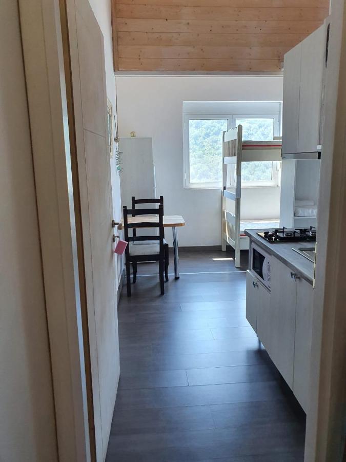 Vila Oliven Vlorë Exterior foto